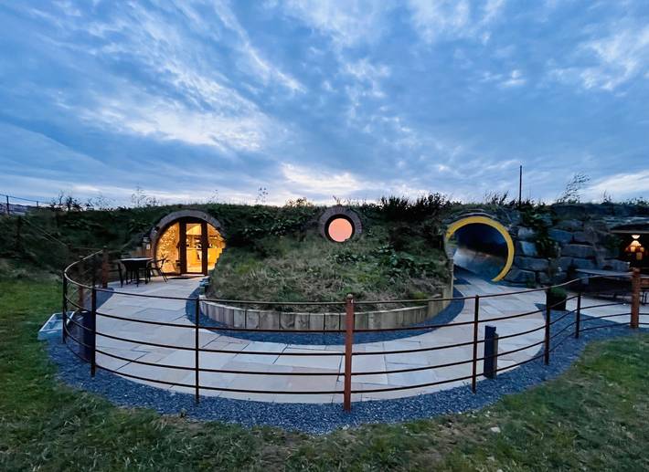 Camping for 4 people, with View in Mid-Wales