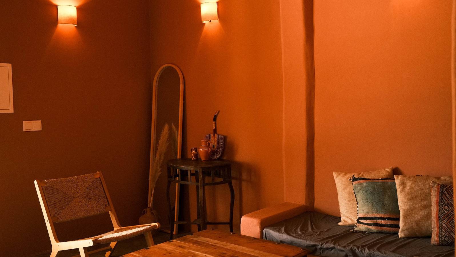 Apartamento inteiro, Apartamento 'Barro' com Vista Montanha, Terraço Privado e Wi-Fi in São Teotónio, Costa Alentejana