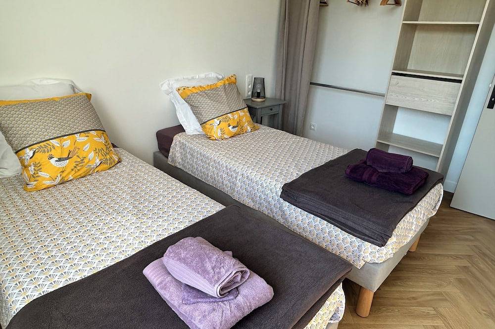 South Ardèche vacation home with private pool, 5 minutes from the river. in Vallon-Pont-d'Arc, Gorges de l’Ardèche