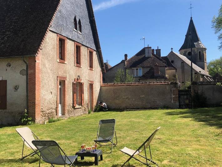 Gîte pour 6 personnes, avec jardin à Jaligny-sur-Besbre