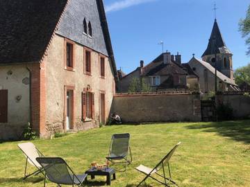 Gîte pour 6 personnes, avec jardin à Jaligny-sur-Besbre