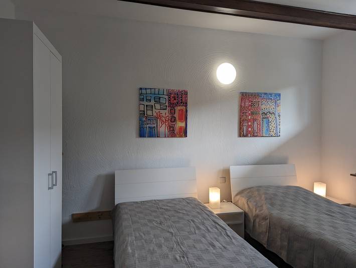 Apartamento entero, Casa de huéspedes Koblenz planta superior para hasta 7 personas con uso de jardín y barbacoa in Kesselheim, Coblenza