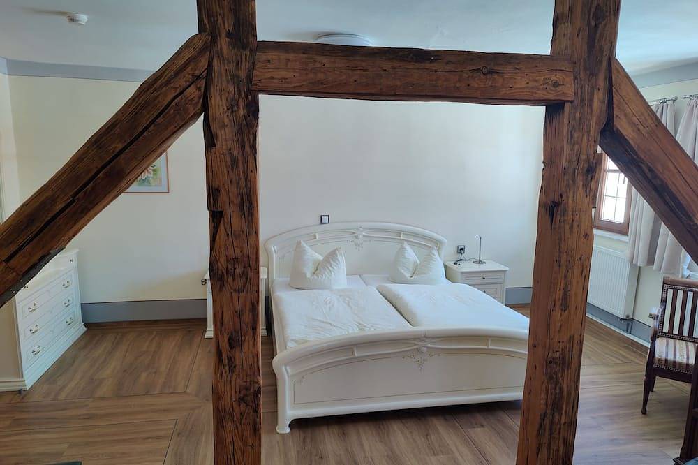 Doppelzimmer 8 - Hotel Zum Klötzelmönch in Görlitz, Oberlausitz-Niederschlesien