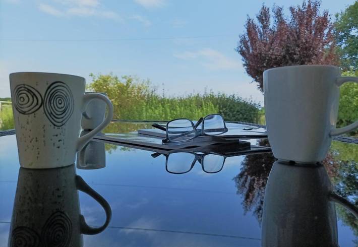 Location de vacances pour 2 personnes, avec Terrasse ainsi que Jardin et Piscine à Saint-Étienne-sur-Reyssouze