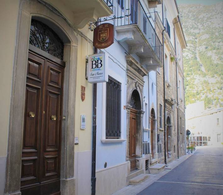 B&b per 7 persone, con Balcone e Terrazza nonché Panorama a Pacentro