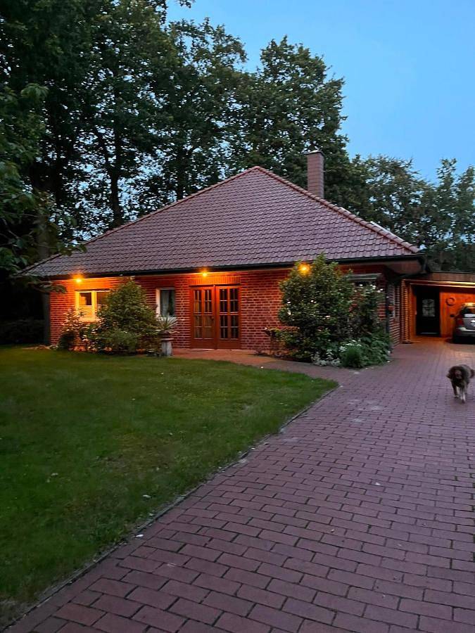 Ferienhaus für 6 Personen, mit Terrasse und Garten sowie Ausblick in Lähden