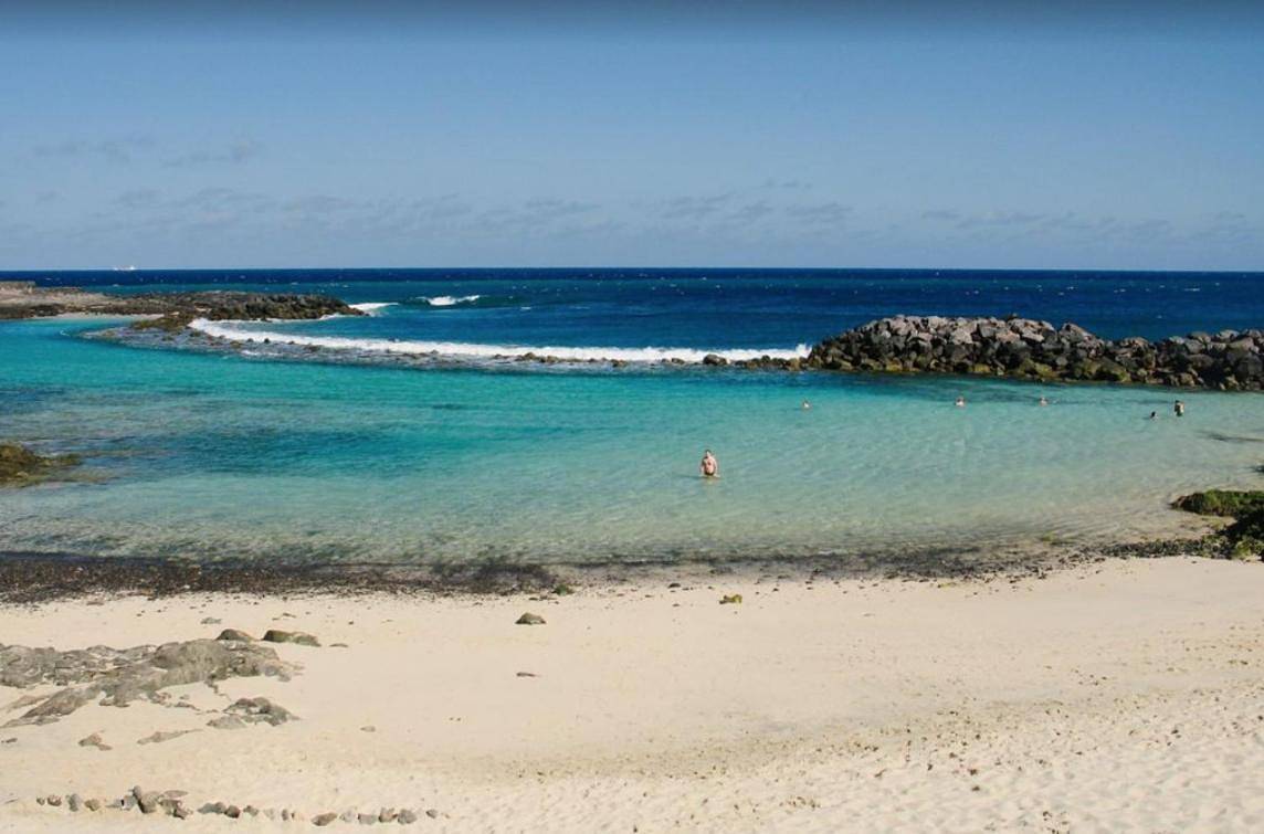 Entire apartment, Beach House in Playa Bastián, Teguise
