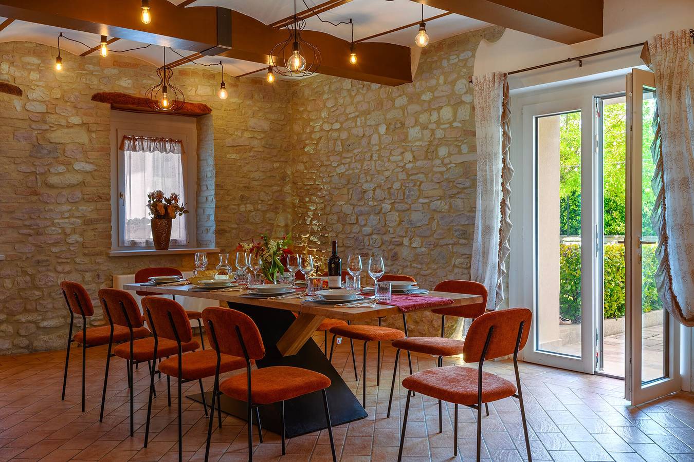 Villa Isola 8+2, Emma Villas in Fossombrone, Valle del Metauro