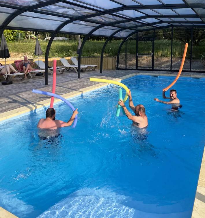 Camping für 4 Personen, mit Pool und Ausblick sowie Terrasse in Nouvelle-Aquitaine - 3