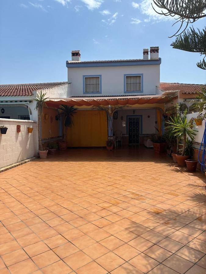 Chalet Familiar Doñana y Playa Matalascañas in Matalascañas, Almonte