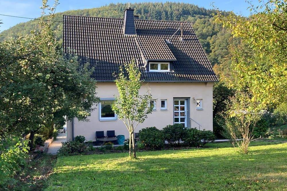 Ganze Wohnung, Appartement/Fewo, Dusche, Wc, 1 Schlafraum - Ferienhaus im Obstgarten in Kirn, Nahetal