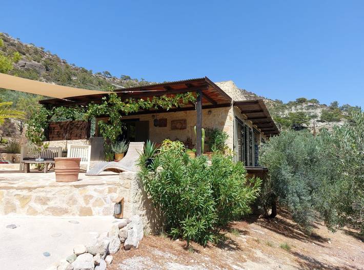 Gîte pour 4 personnes, avec terrasse et jardin - 1