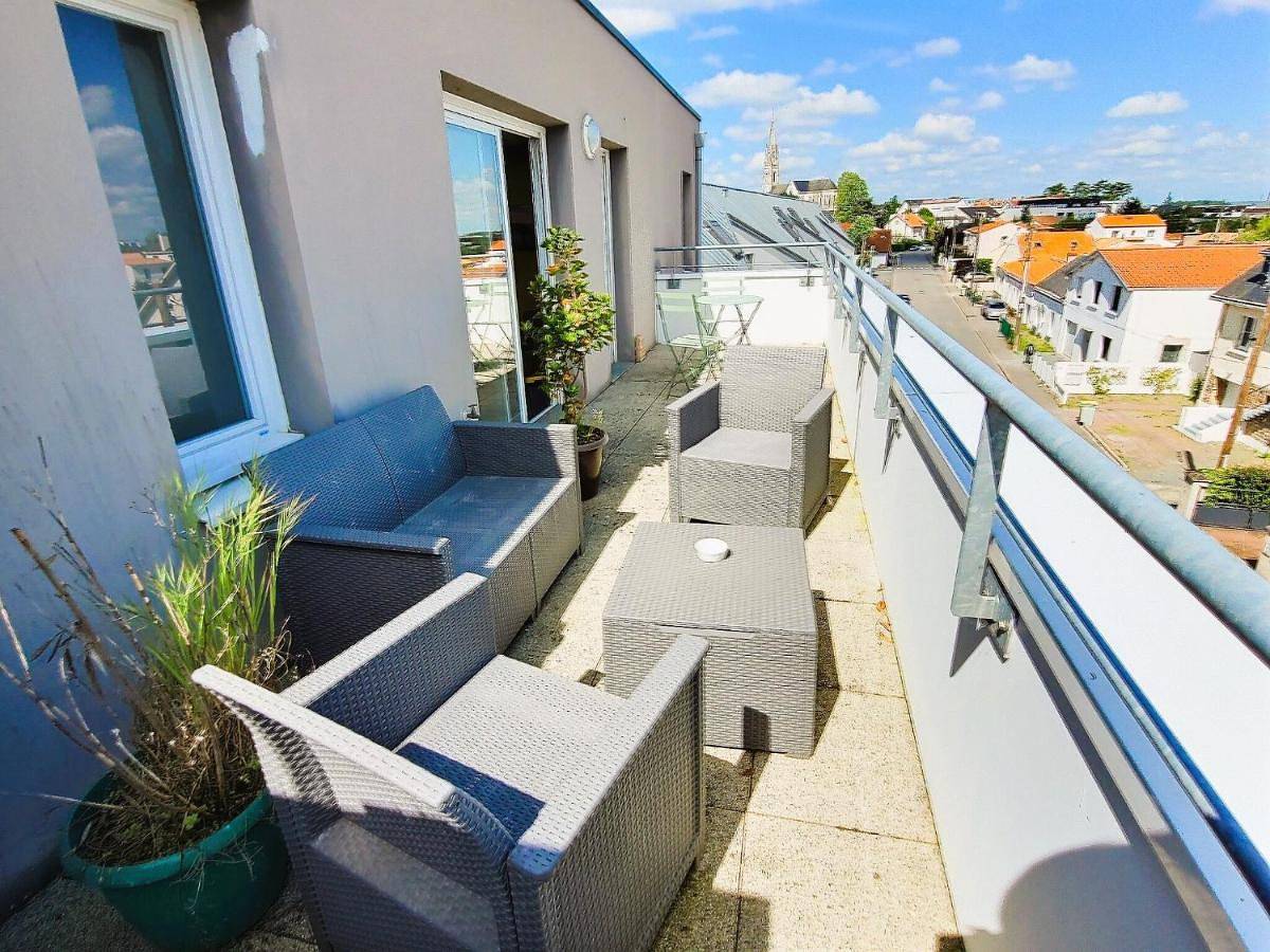 Appartement entier, Le 2neuf - Magnifique T1bis - Grande terrasse in Vertou, Région de Nantes