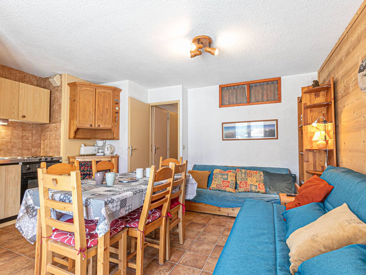 Entire apartment, Apartment with sunny terrace, pets allowed, parking included in Aussois, Saint-Jean-de-Maurienne region