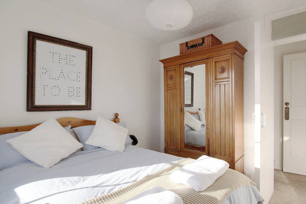 2 bedroom accommodation in Hastings in Hastings, East Sussex