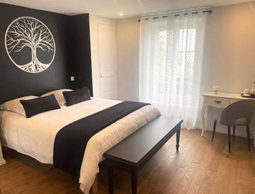 Cottage pour 2 personnes, avec piscine et vue ainsi que terrasse et jardin dans Lescherolles