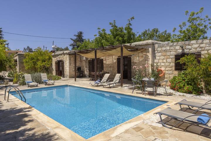 Villa mit pool für 6 Personen, mit Garten auf Zypern
