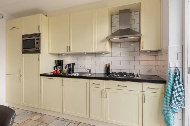 Location de vacances pour 6 personnes, avec sauna ainsi que jardin et terrasse à De Koog - 4