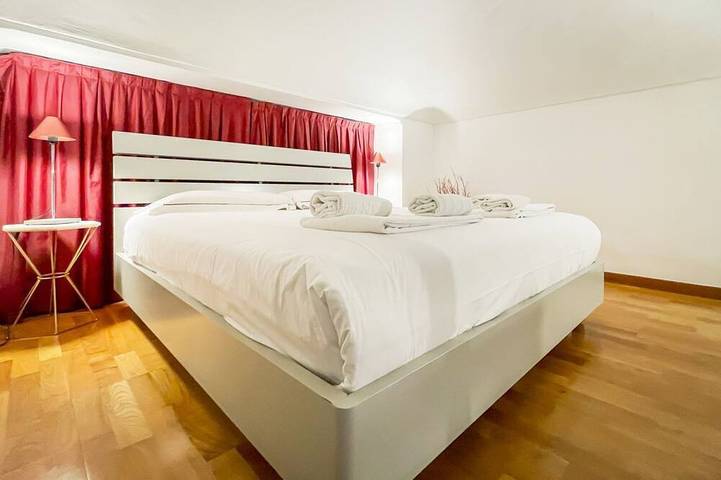 Appartamento intero, LuxRent Loft Lagrange Sauna Gym in Torino, Provincia di Torino
