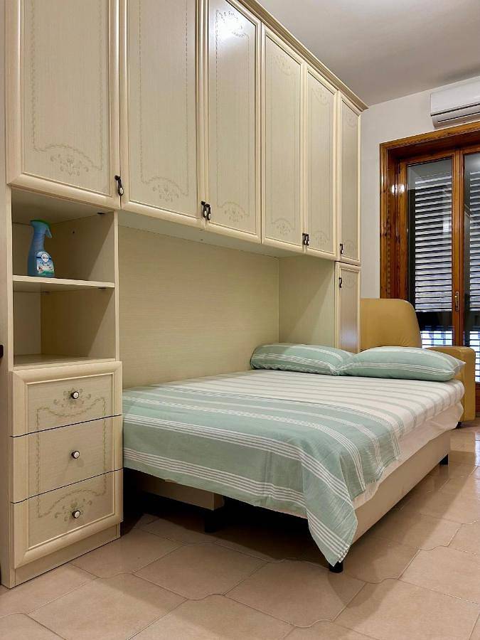 Appartamento intero, Casa vacanza con balcone in Laterza, Provincia di Taranto
