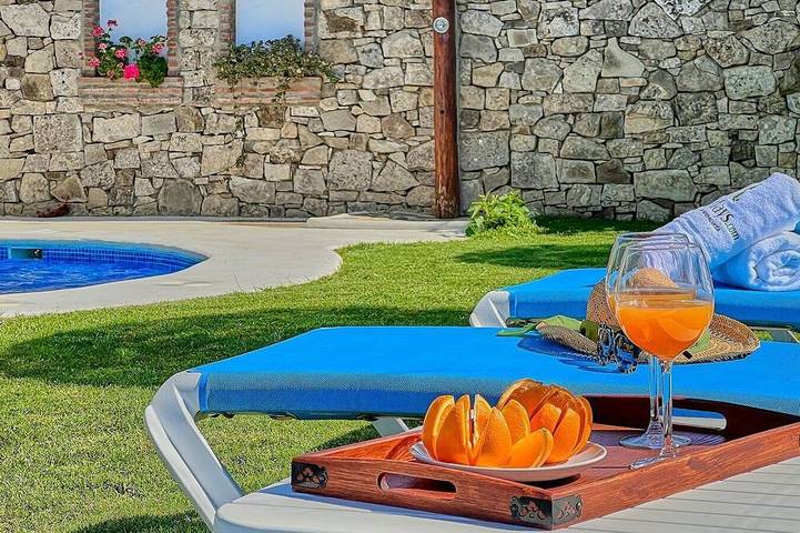 Villa für 3 Personen, mit Pool und Garten sowie Whirlpool in Conil de la Frontera