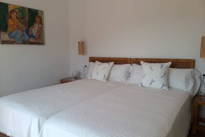 Casa Margot 2 in Platja del Port d'Alguer (Cadaques), Cadaques