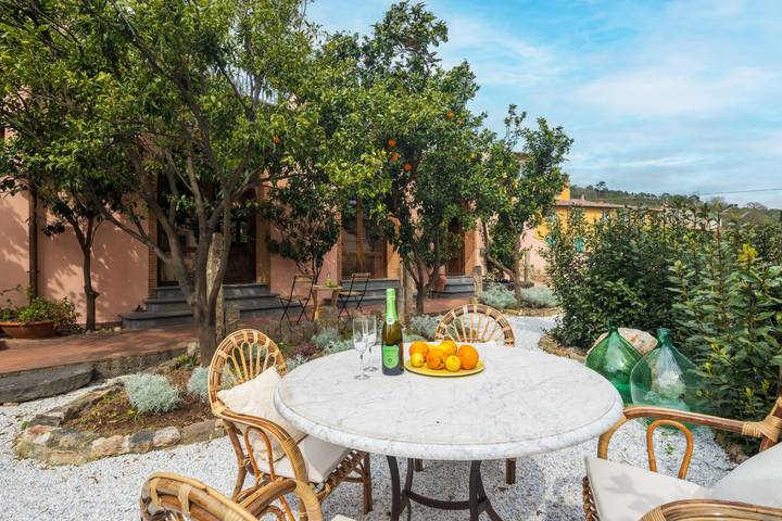 Ferienhaus für 2 Personen, mit Garten und Pool