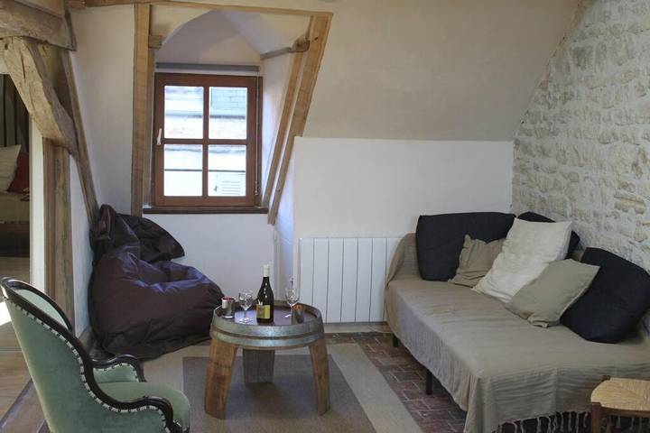Gîte pour 4 personnes, avec vue à Vézelay - 2