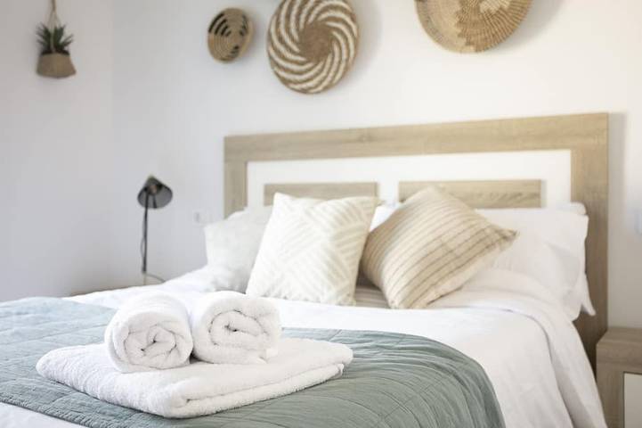 Hola from Helios! (As featured on the TV show 'A Place in the Sun') in La Sella, Pedreguer