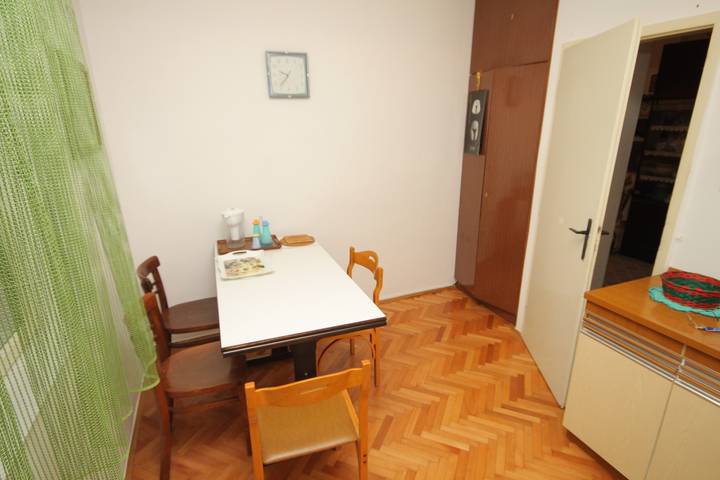 Ganze Wohnung, 2-Zimmer-Ferienwohnung am Strand Podgora, Makarska -a in Podgora, Makarska Riviera