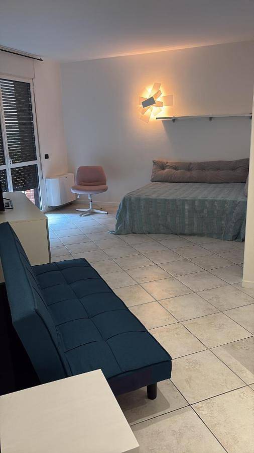 Gîte pour 5 personnes, avec Balcon ainsi que Terrasse et Vue à Imola - 2