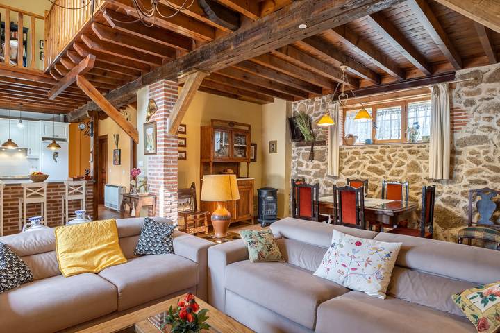 Casa de vacaciones para 9 personas, con jardín en Alto Tormes
