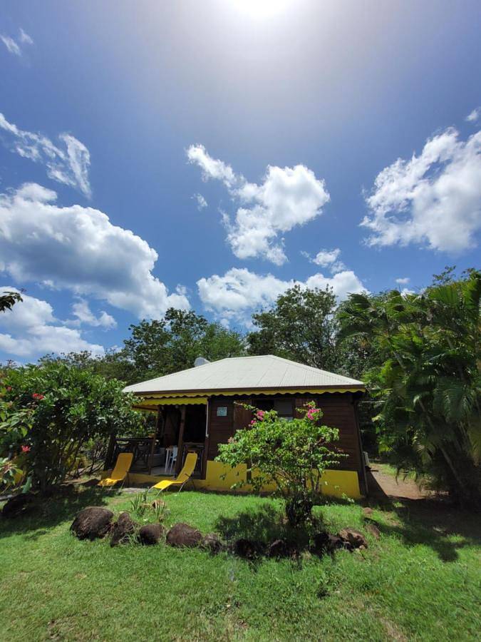 Maison d’hôte pour 4 personnes, avec jardin ainsi que piscine et vue à Deshaies - 2