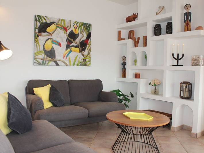 Gîte pour 4 personnes, avec Terrasse ainsi que Jardin et Vue à La Pared