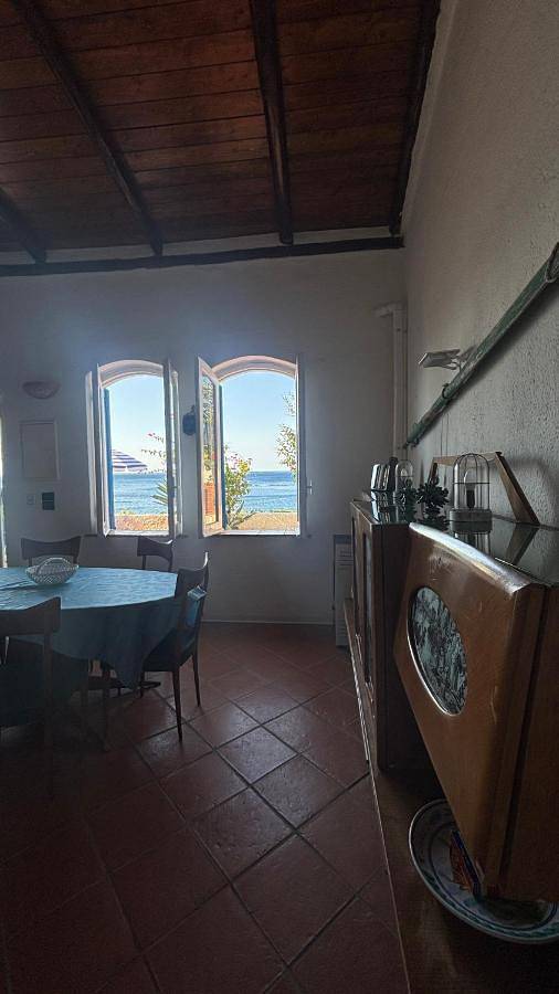 Location de vacances pour 4 personnes, avec Terrasse ainsi que Jardin et Vue à Scilla - 4