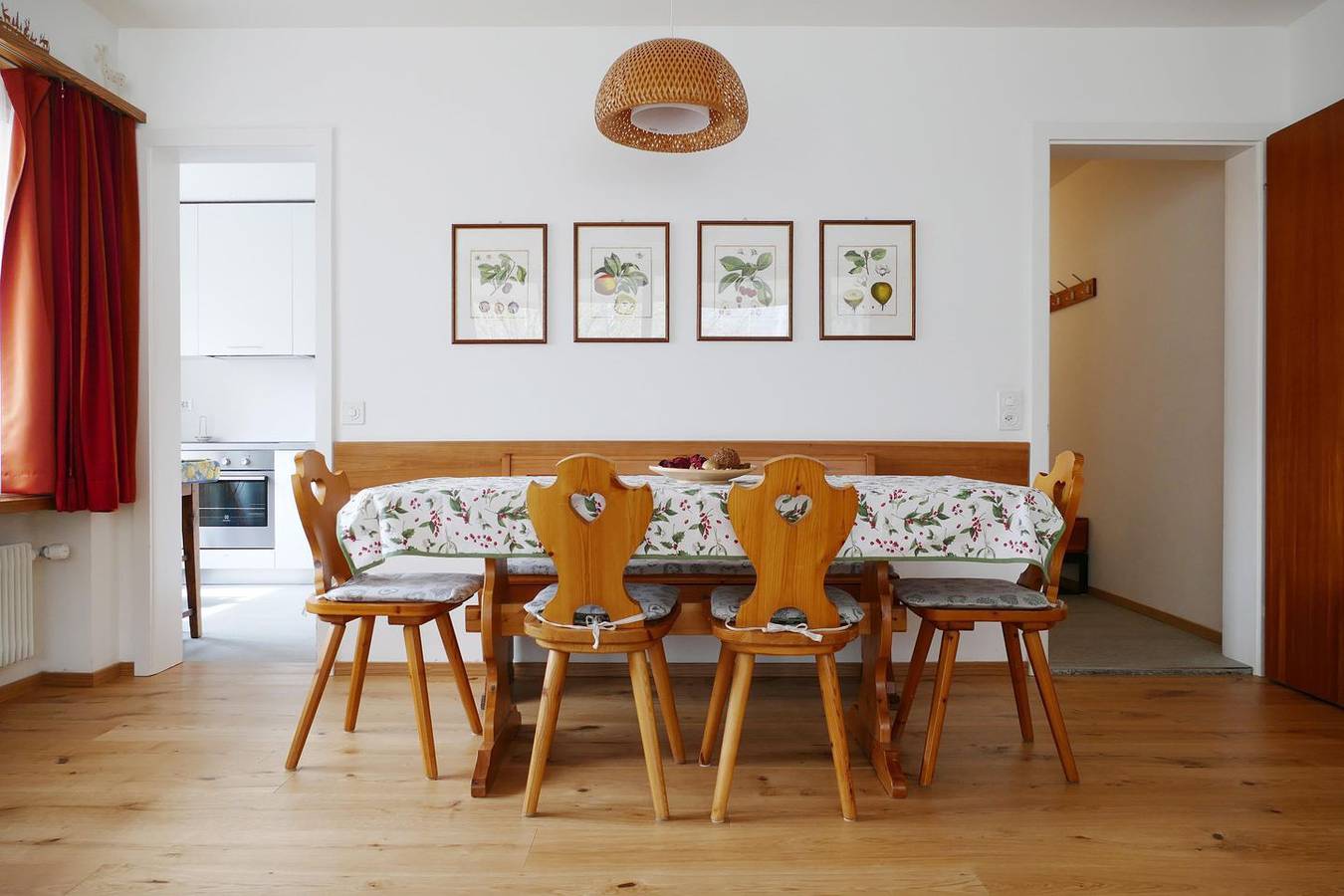 Ganze Wohnung, Ferienwohnung für 5 Personen mit Ausblick in St. Moritz, Oberengadin