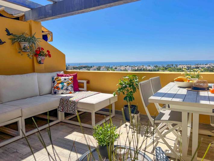 Appartement entier, Penthouse in Los Almendros w fantastic view in San Pedro Alcantara, Marbella