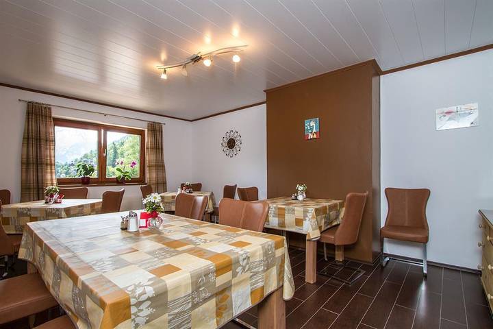 Ferienwohnung für 2 Personen, mit Sauna und Garten sowie Pool in Unken - 2