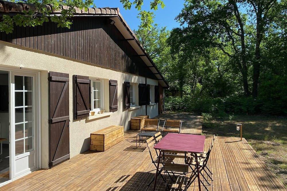 Family house in a quiet complex near the lake in Lac de Lacanau, Lacanau