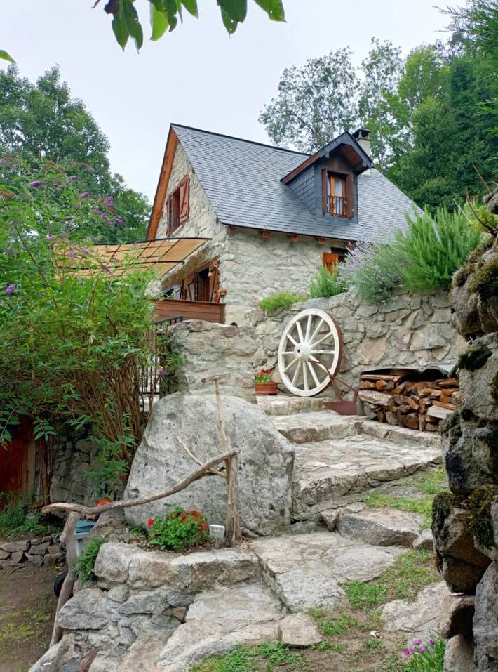 Gîte pour 4 personnes, avec jardin et terrasse