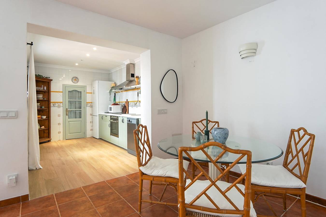 Beautiful beach house in Estepona in La Resina, Estepona