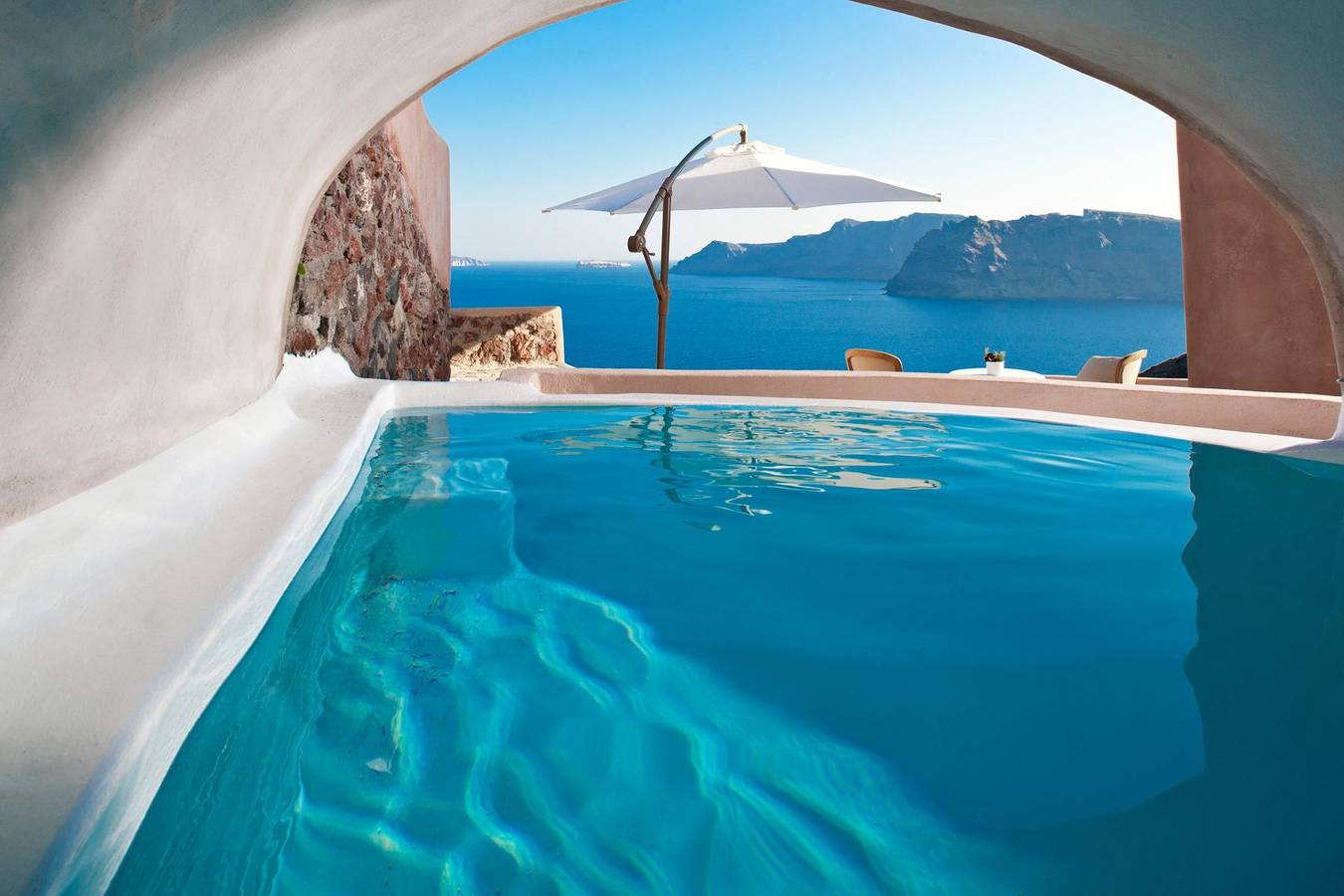 Villa Aurethra, Divine Sea Views, Private Pool, Furnished Terrace, Santorini in Ormos Ammoudiou, Oia