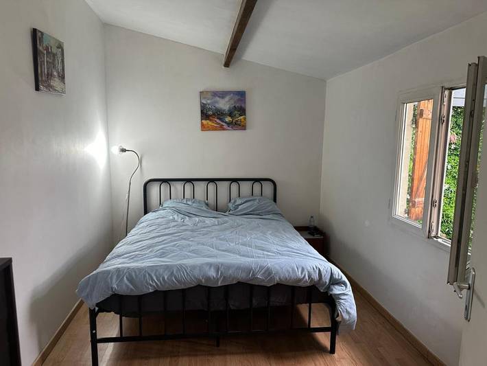Location de vacances pour 4 personnes, avec terrasse ainsi que jardin et jacuzzi à Livry-Gargan - 2