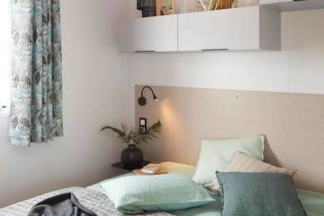 Camping pour 4 Personnes dans Raguénez, Névez, Photo 1