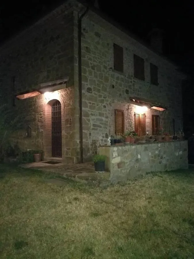 Landhaus für 10 Personen, mit Ausblick und Pool sowie Garten, mit Haustier - 1