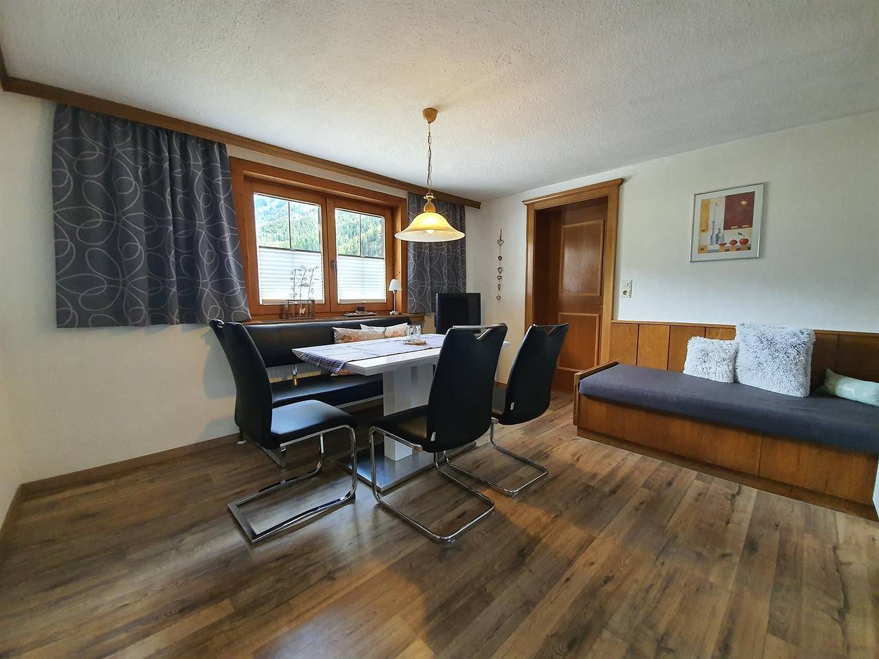 Ganze Ferienwohnung, Apartment Erdgeschoss in Tuxer Alpen, Finkenberg