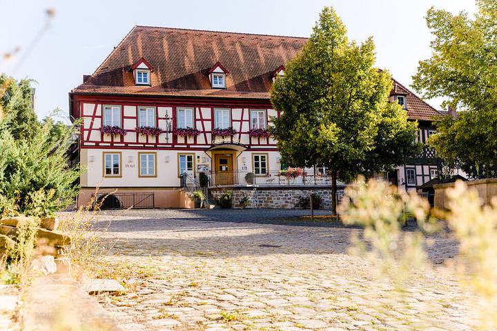 Hotel für 4 Personen