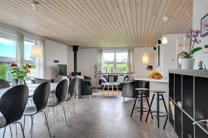 Ferienhaus für 8 Personen, mit Garten und Sauna sowie Terrasse und Whirlpool in Jammerbugt - 4