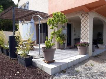 Chambre d’hôte pour 2 personnes, avec jardin et terrasse à Roquefort-des-Corbières
