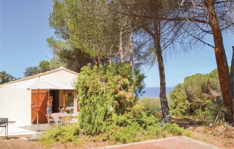 Location de vacances pour 6 personnes, avec jardin et terrasse, animaux acceptés à Calcatoggio - 3